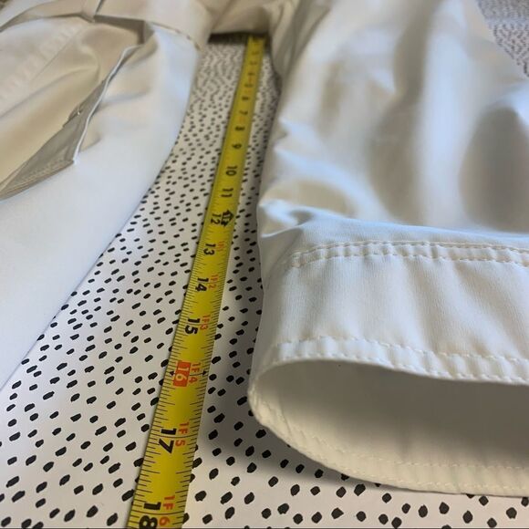 trench coat with belt and hood. Gallery size 1x Off white/ ivory - Picture 8 of 12